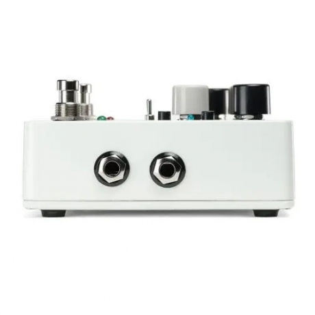 Electro Harmonix Battalion Bass Preamp and DI Pedal<br>Fotoğraf: 3/4