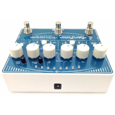 Electro Harmonix Super Pulsar Stereo Tap Tremolo Pedalı<br>Fotoğraf: 3/9