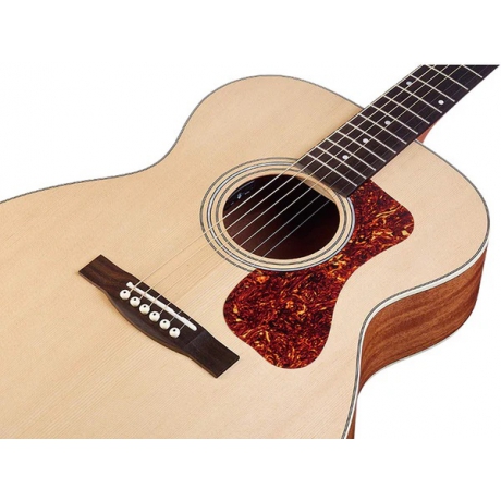 Guild M-240E Westerly Concert Elektro Akustik Gitar (Natural)<br>Fotoğraf: 3/4