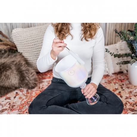 Meinl Sonic Energy CSC675CC Krem Renkte Kök Çakra 6.75'' Crystal Singing Ses Kadehi (Creamy)<br>Fotoğraf: 3/4