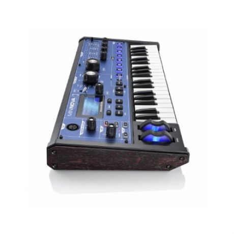 Novation MiniNova Analog Modeling Sythesizer<br>Fotoğraf: 3/4