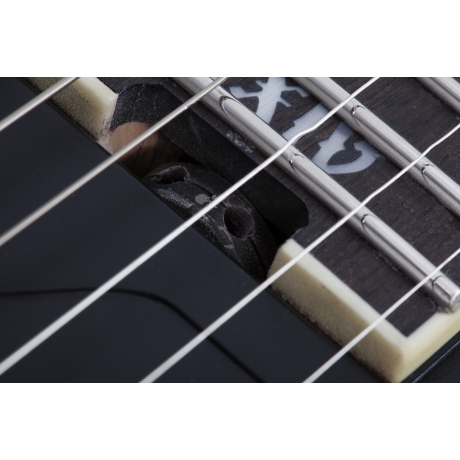 Schecter C-1 SLS Evil Twin Elite Elektro Gitar (Mat Siyah)<br>Fotoğraf: 7/8