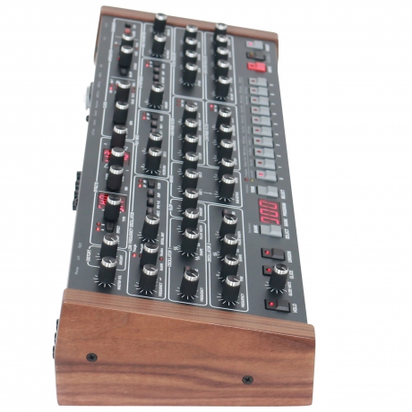 Sequential Prophet 6 Desktop Analog Synthesizer<br>Fotoğraf: 2/3