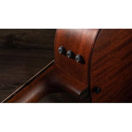 Taylor 517e Grand Pacific Builder's Edition V-Class Elektro Akustik Gitar (Natural)<br>Fotoğraf: 8/10