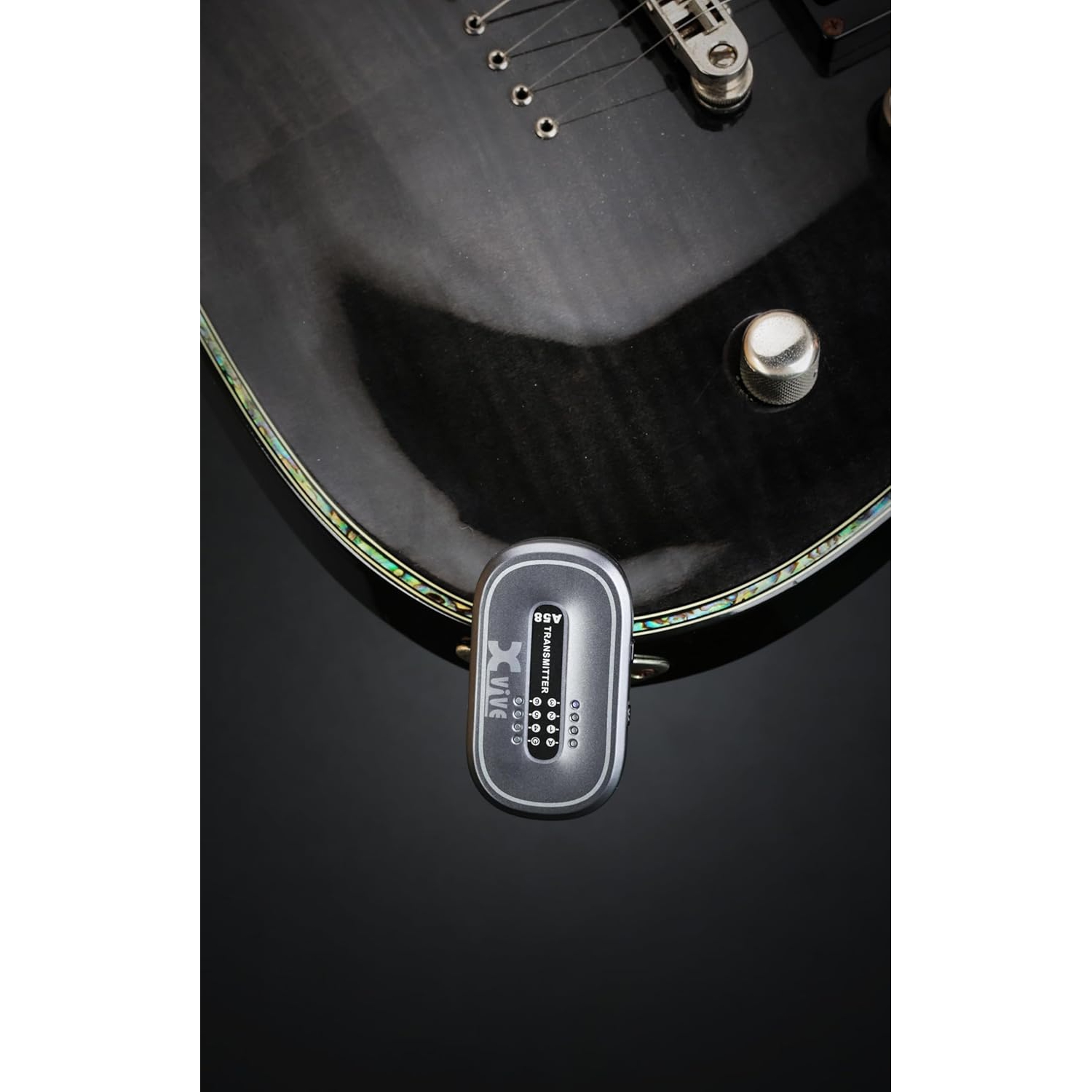 Xvive XV-A58B 5.8GHZ Kablosuz Gitar Bağlantı Sistemi - Gri
